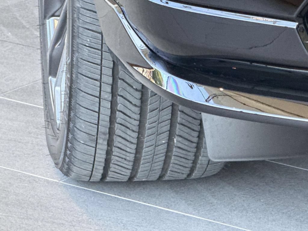 Certified 2026 Cadillac Escalade V AWD/4WD image 11