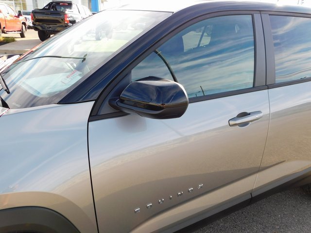 New 2026 Chevrolet Equinox LT w/ Convenience Package II image 11
