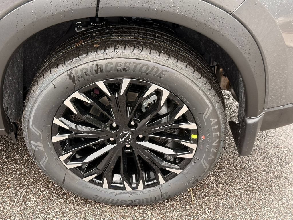New 2026 Nissan Rogue Dark Armor AWD/4WD image 13