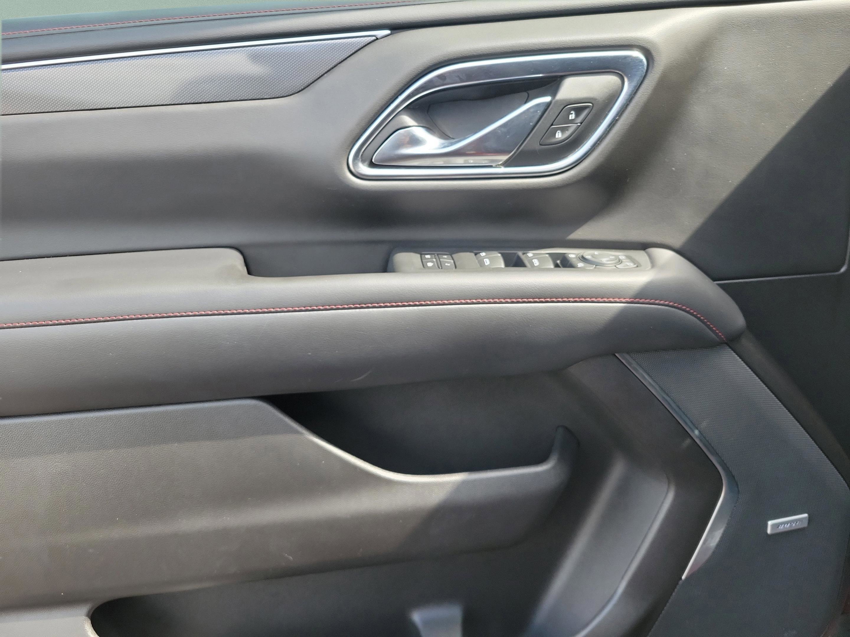 Used 2021 Chevrolet Tahoe RST w/ Luxury Package image 16