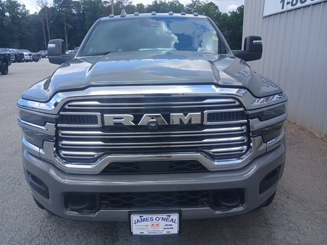 New 2026 RAM 4500 4x4 Crew Cab DRW w/ Laramie Trim Package image 10