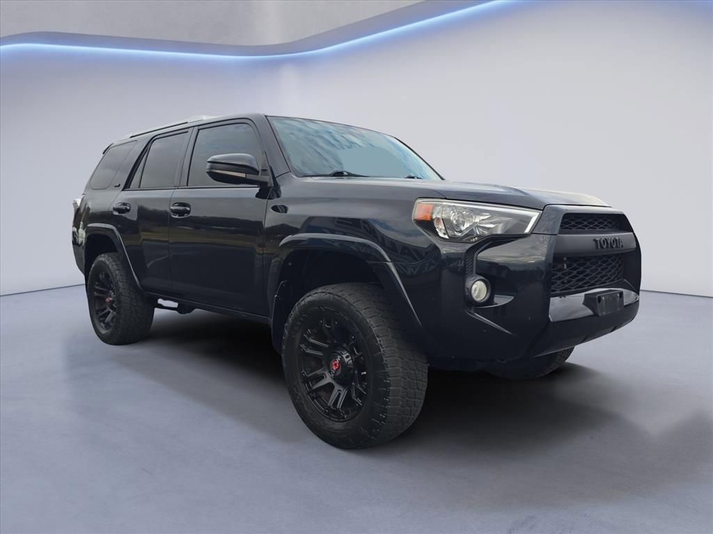 Used 2016 Toyota 4Runner SR5 image 7