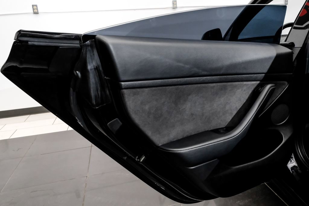 Used 2022 Tesla Model 3 Long Range image 41