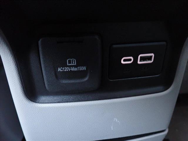 Used 2021 GMC Acadia SLT w/ LPO, Roadside Safety Package AWD/4WD image 10