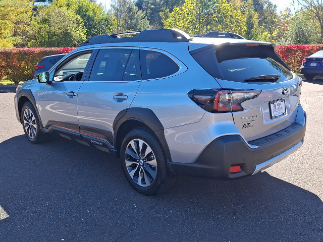 Used 2024 Subaru Outback Limited XT AWD/4WD image 4