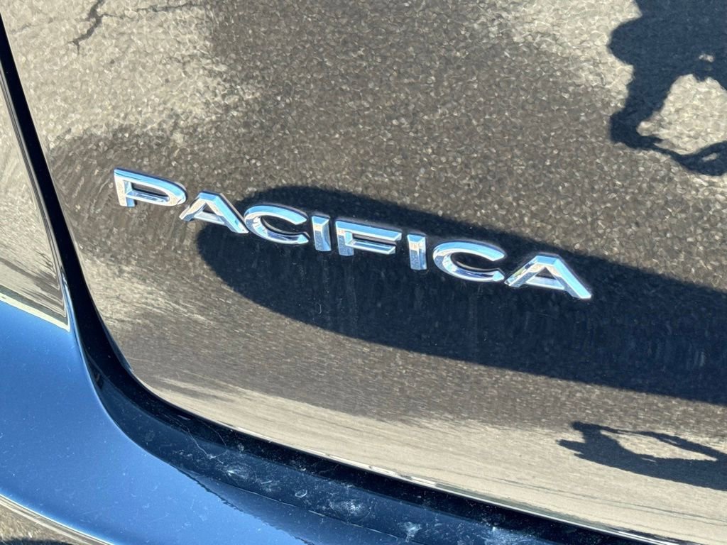 Used 2026 Chrysler Pacifica Select FWD image 29