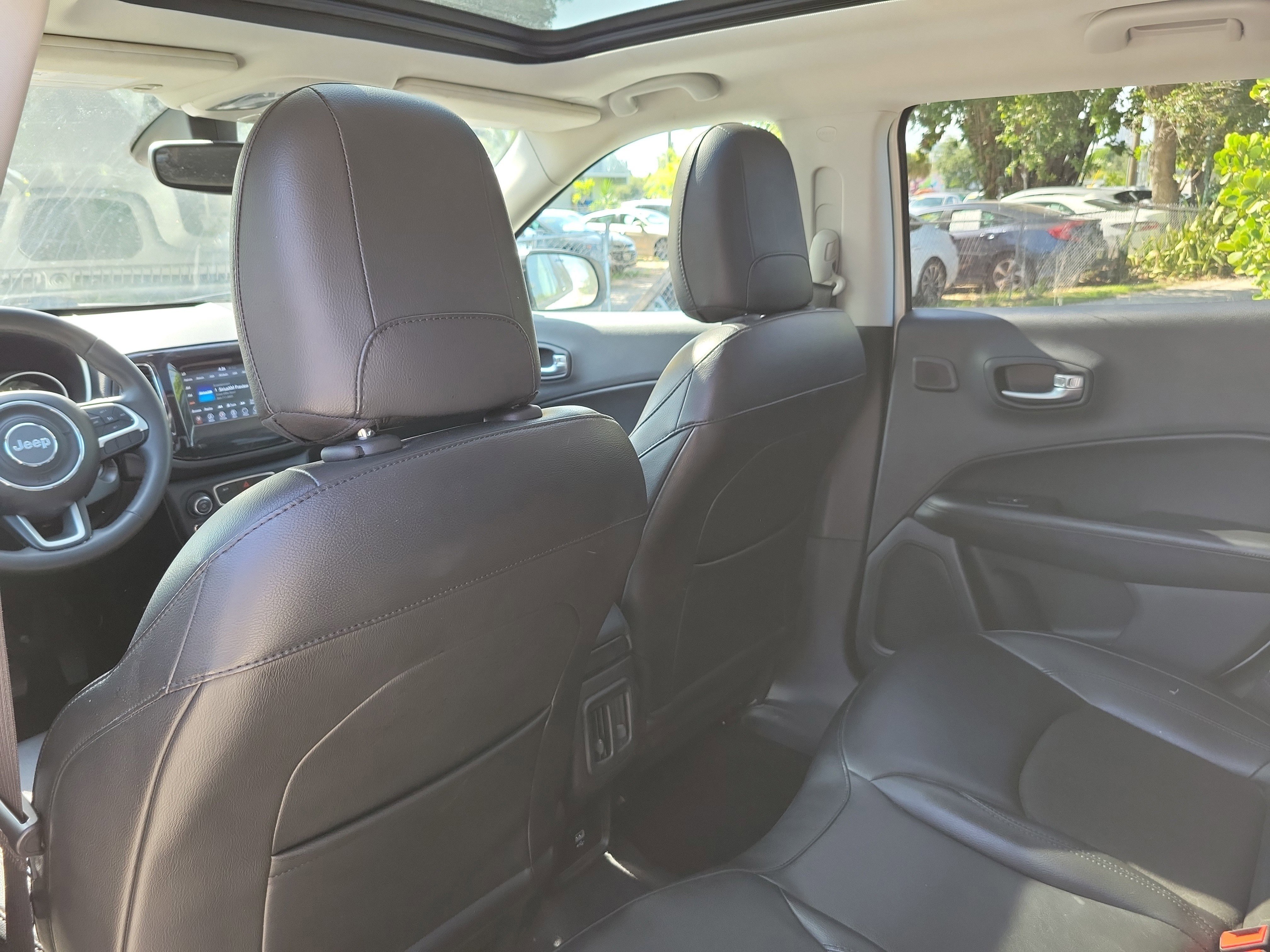 Used 2021 Jeep Compass Latitude w/ Sun and Sound Group image 14