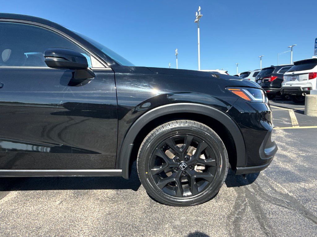 Certified 2025 Honda HR-V Sport image 15