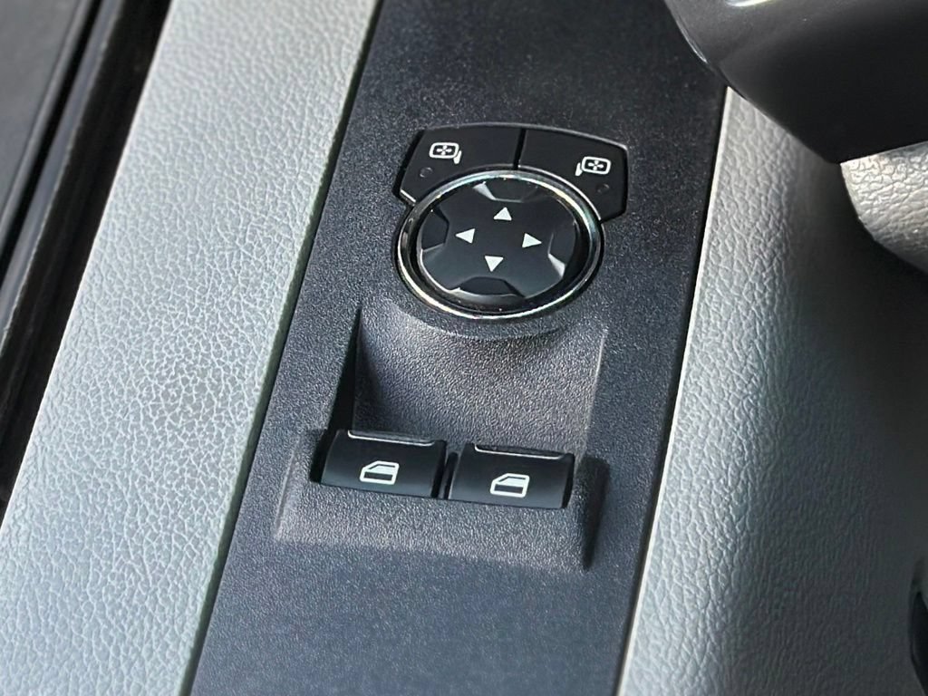Used 2017 Ford F250 XLT w/ Snow Plow Prep Package AWD/4WD image 16