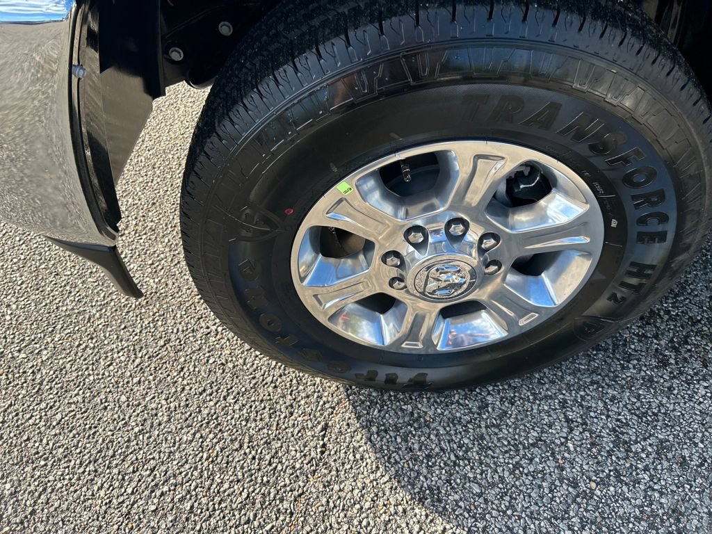 New 2026 RAM 2500 Big Horn AWD/4WD image 10
