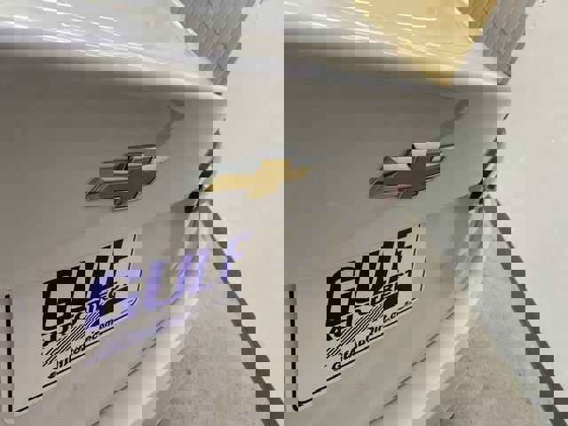 Used 2022 Chevrolet Malibu LT FWD image 16