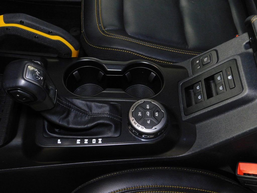 Used 2024 Ford Bronco Badlands image 38