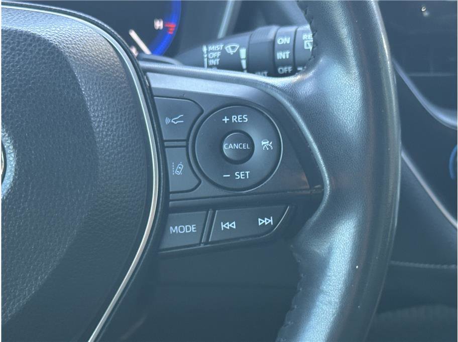 Used 2021 Toyota Corolla XSE w/ Carpet Mat Package (TMS) FWD image 21