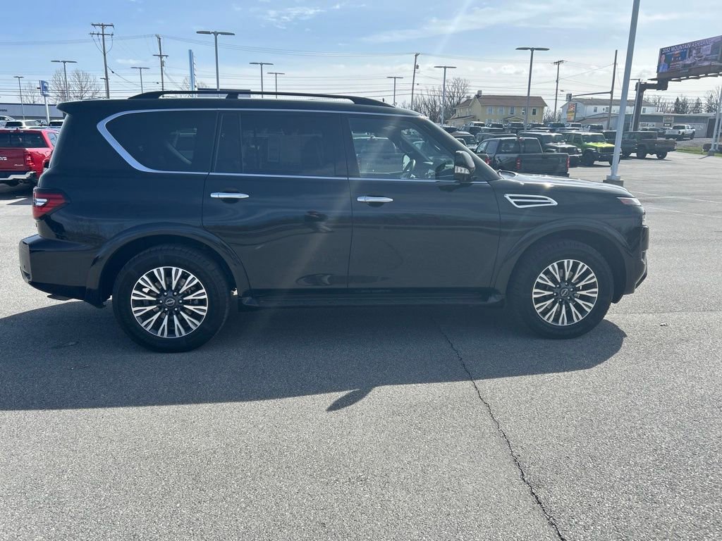 Used 2023 Nissan Armada SL w/ Midnight Edition Package image 5