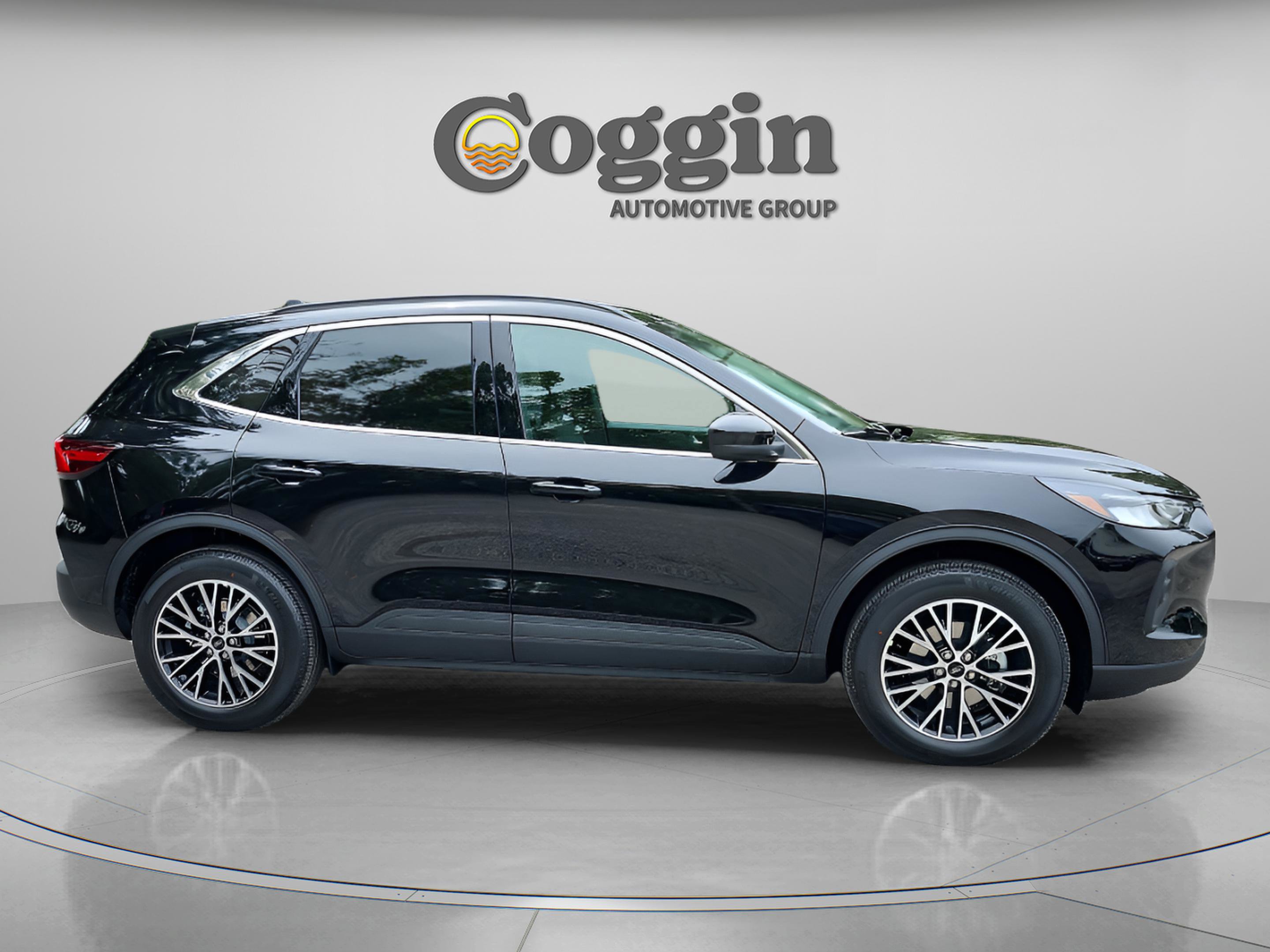 New 2025 Ford Escape SE image 6