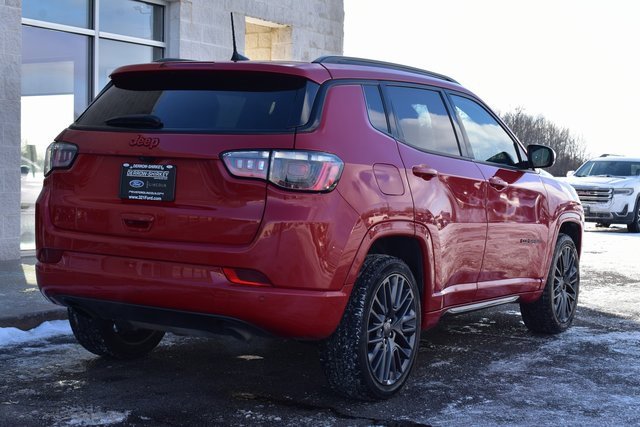 Used 2023 Jeep Compass Limited image 11