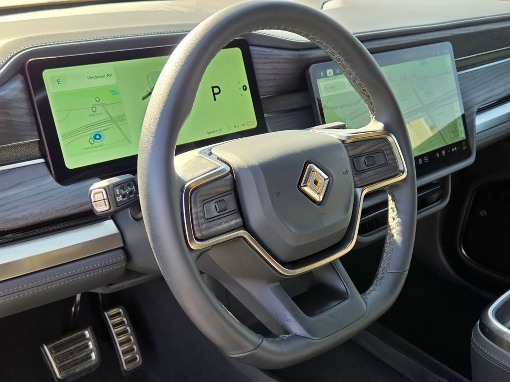Used 2024 Rivian R1S Adventure AWD/4WD image 27