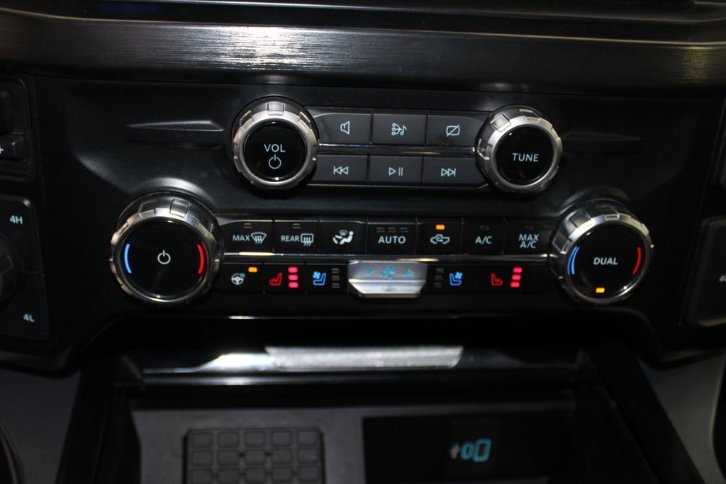 Used 2024 Ford F250 Lariat image 32