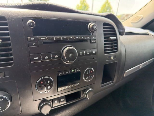 Used 2012 Chevrolet Silverado 2500 LT w/ Interior Plus Package AWD/4WD image 31