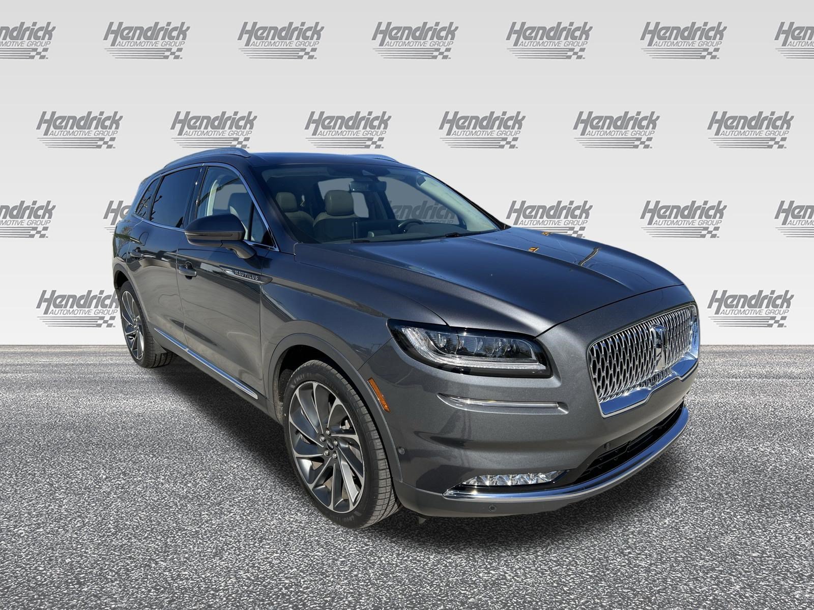 Used 2023 Lincoln Nautilus Reserve w/ Equipment Group 202A AWD/4WD image 2