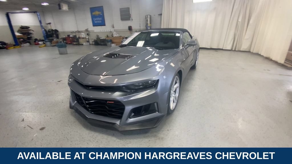 Certified 2022 Chevrolet Camaro LT w/ RS Package RWD image 5