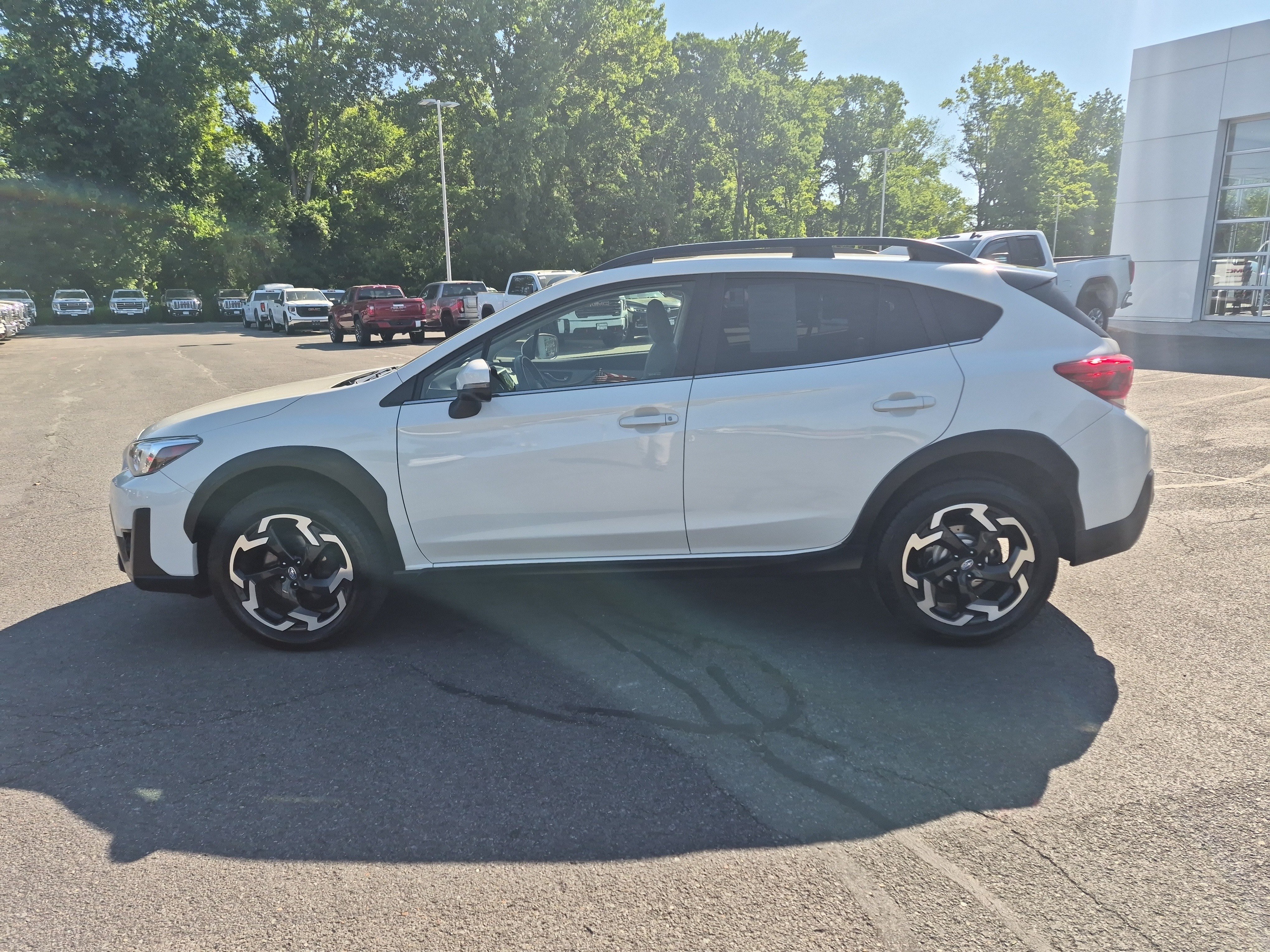 Used 2021 Subaru Crosstrek 2.5i Limited w/ Moonroof Package 2 AWD/4WD image 2