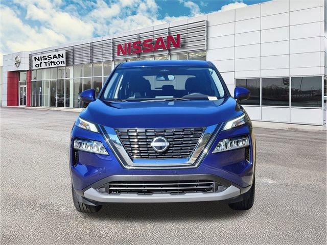 Certified 2023 Nissan Rogue SV AWD/4WD image 2