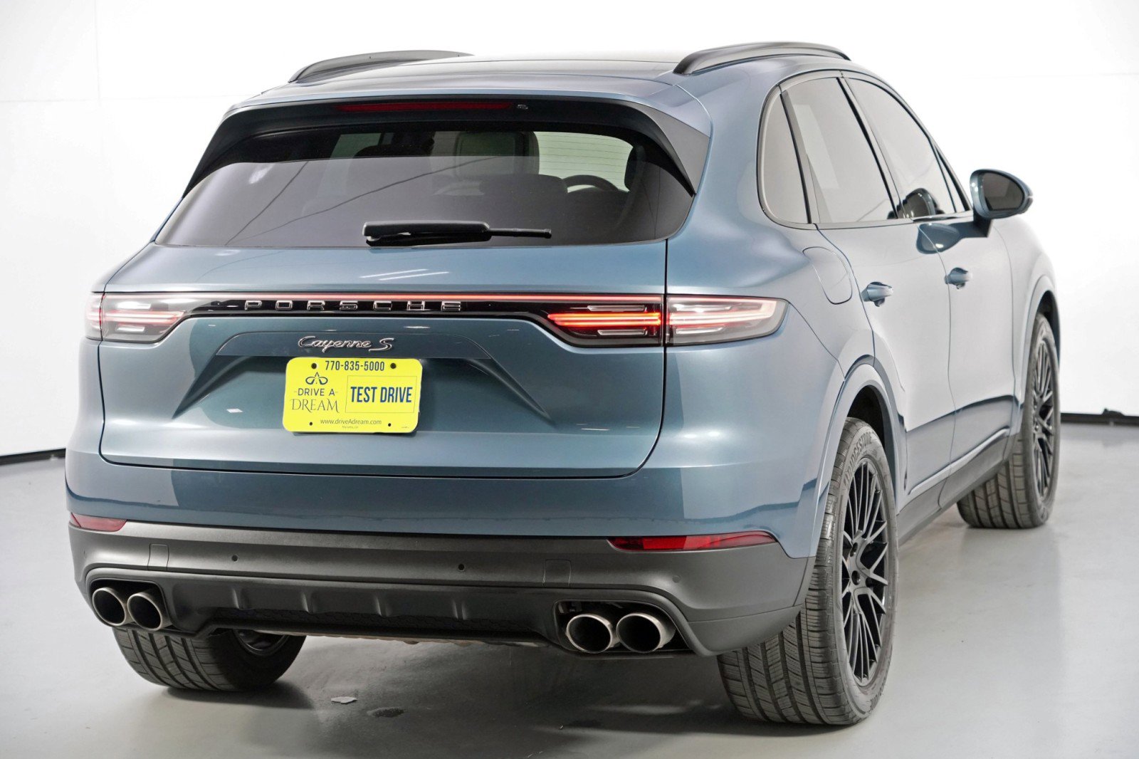 Used 2020 Porsche Cayenne S w/ Premium Package image 56