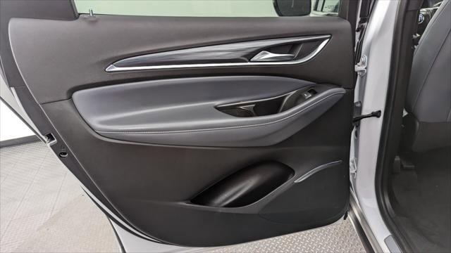 Used 2024 Buick Enclave Premium image 14