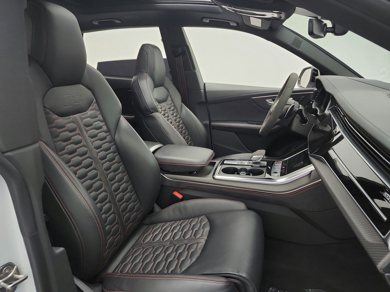 Used 2024 Audi RS Q8 image 18