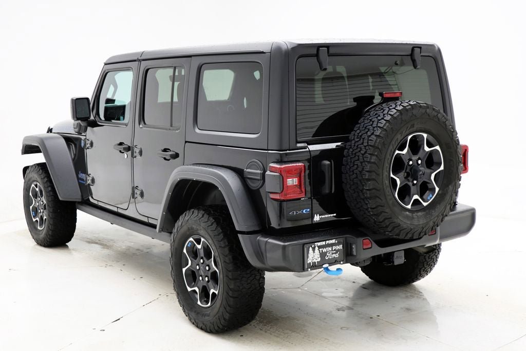 Used 2023 Jeep Wrangler Unlimited Rubicon 4xe w/ Cold Weather Group AWD/4WD image 7