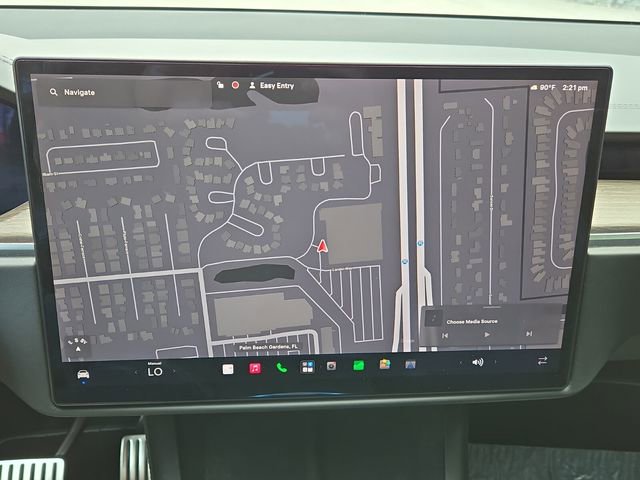 Used 2023 Tesla Model X AWD/4WD image 21