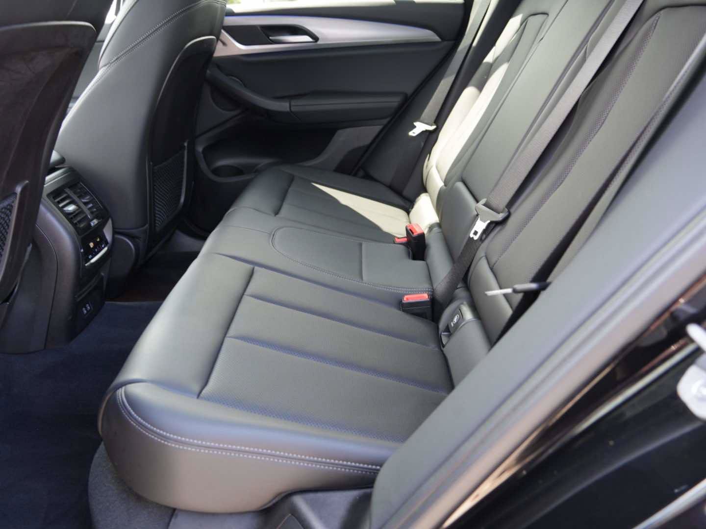 Used 2023 BMW X3 sDrive30i w/ Premium Package RWD image 9