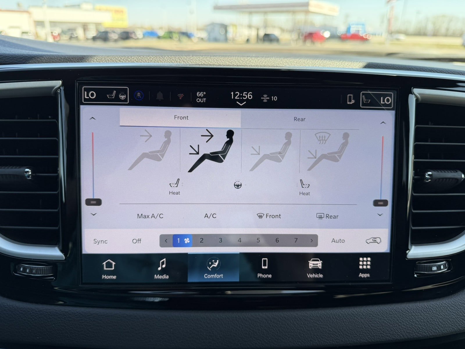 New 2026 Chrysler Voyager LX FWD image 22