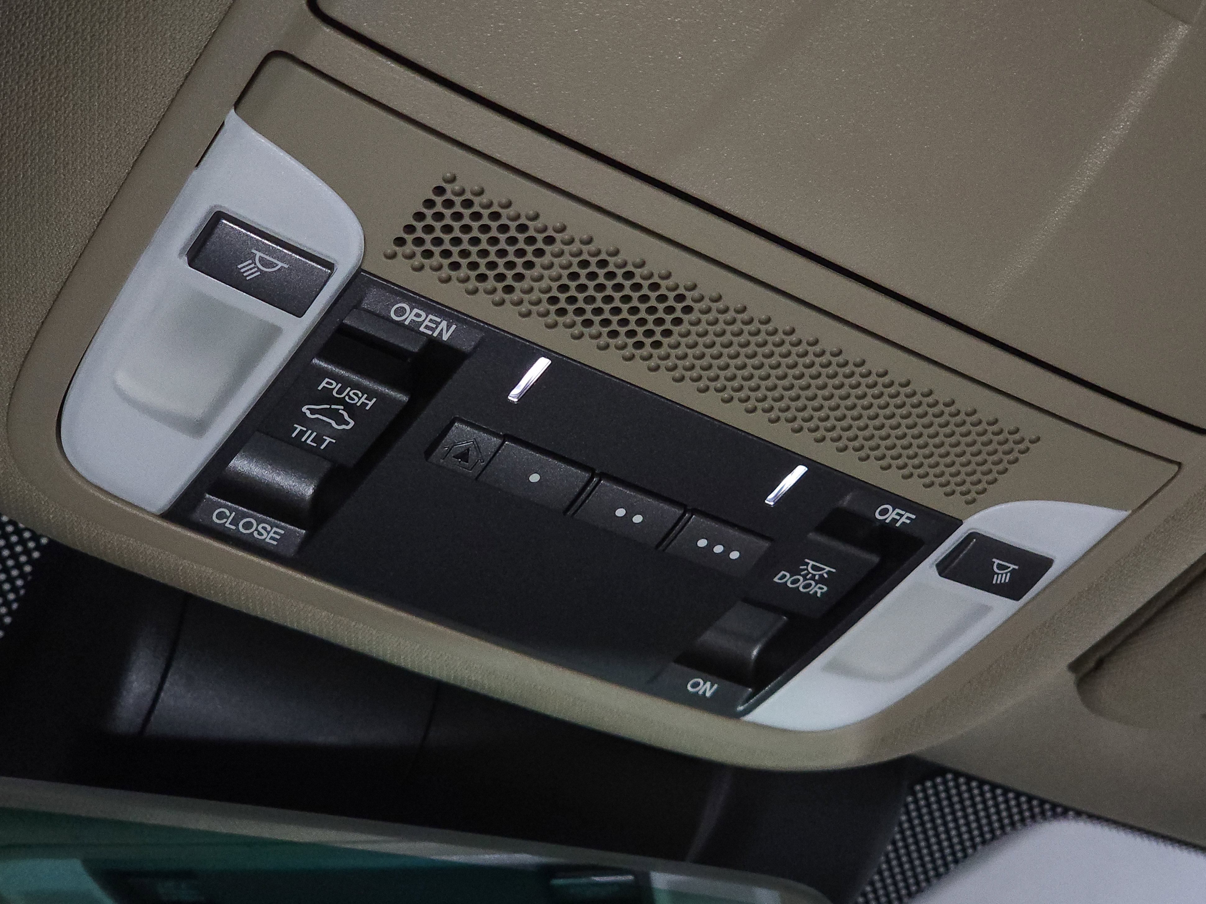 Used 2018 Acura TLX V6 image 33