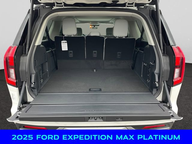 New 2025 Ford Expedition Max Platinum w/ Driver's Package image 5