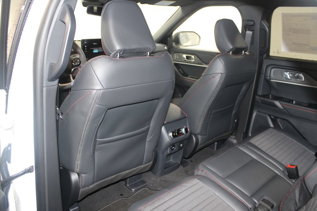 New 2026 Ford Explorer ST-Line w/ Premium Package RWD image 26