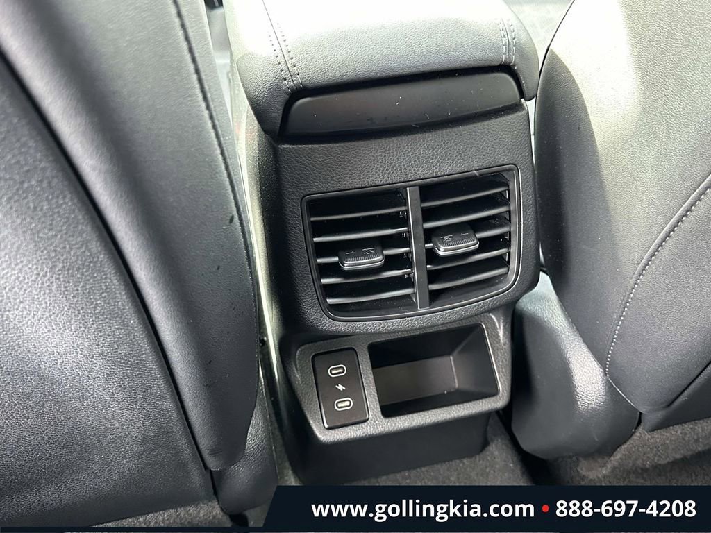 Certified 2025 Kia Seltos EX w/ EX Sunroof Package image 11