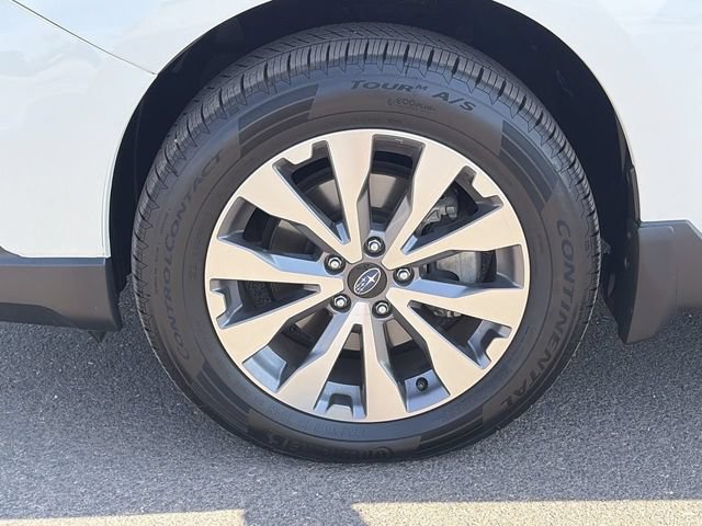 Used 2017 Subaru Outback 3.6R Touring w/ Popular Package #5A AWD/4WD image 10