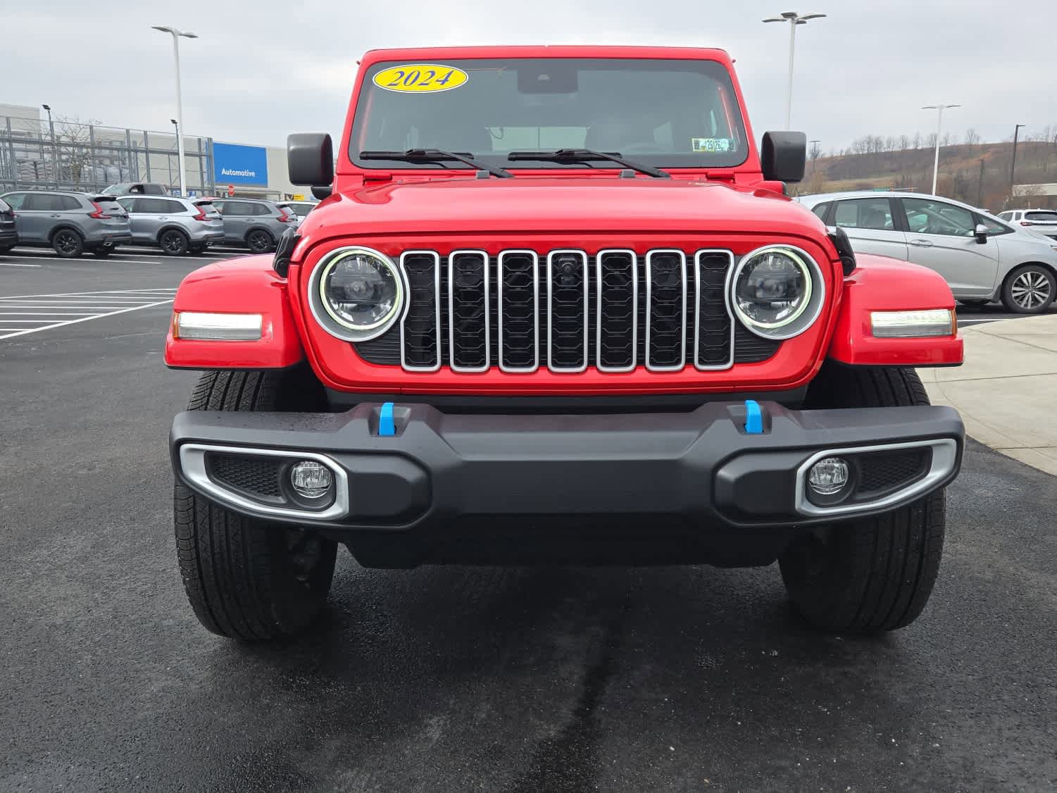 Used 2024 Jeep Wrangler Sahara w/ Technology Group image 2