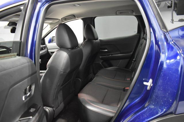 Certified 2025 Nissan Kicks SR image 28