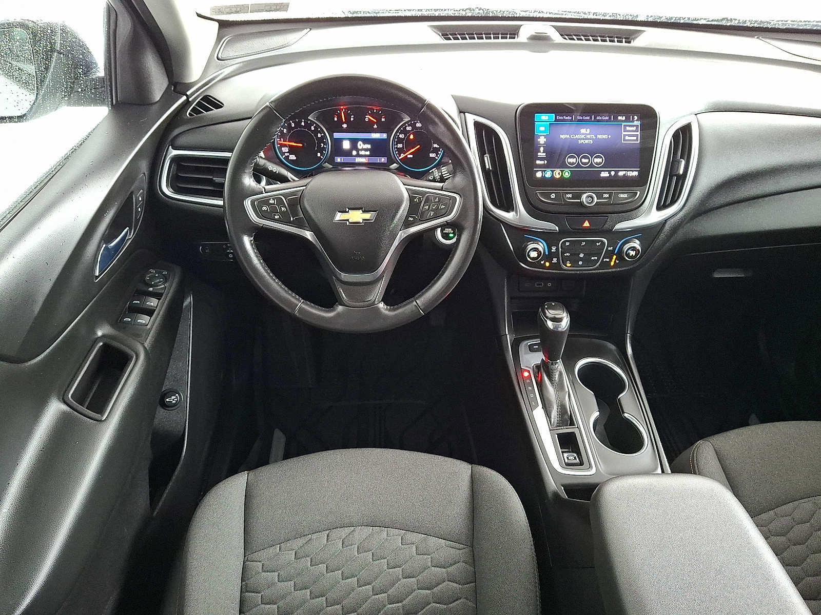Used 2019 Chevrolet Equinox LT AWD/4WD image 11