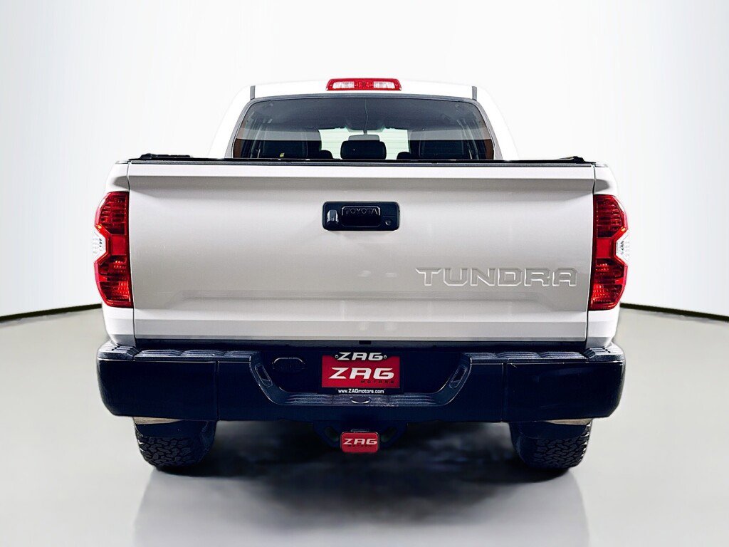 Used 2017 Toyota Tundra SR5 w/ TRD Off Road Package AWD/4WD image 4