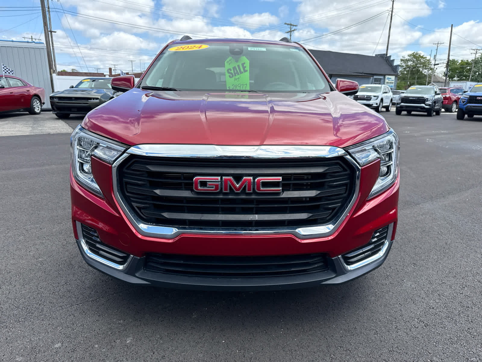 Used 2024 GMC Terrain SLE w/ Driver Convenience Package AWD/4WD image 3