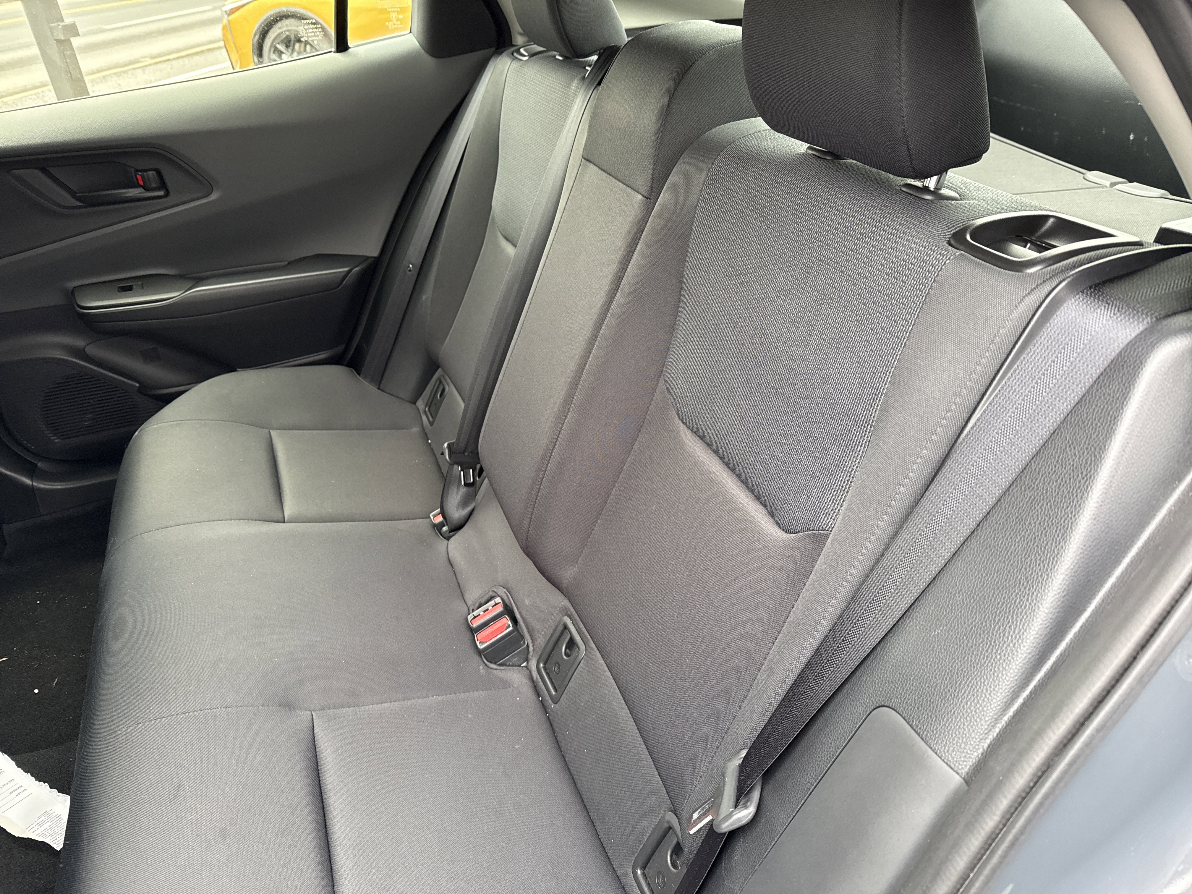 Used 2024 Toyota Prius LE FWD image 13