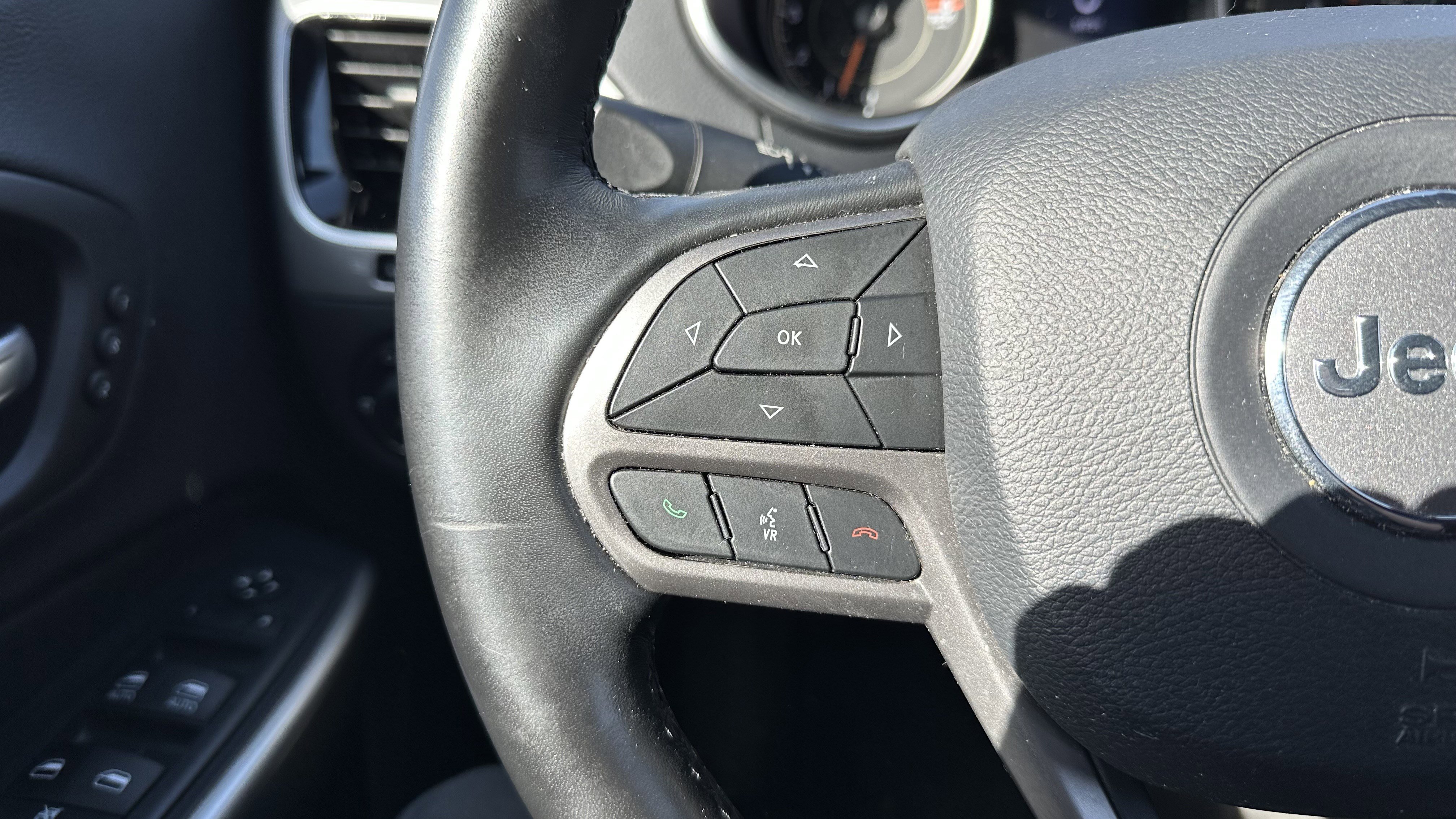 Used 2020 Jeep Cherokee High Altitude image 20