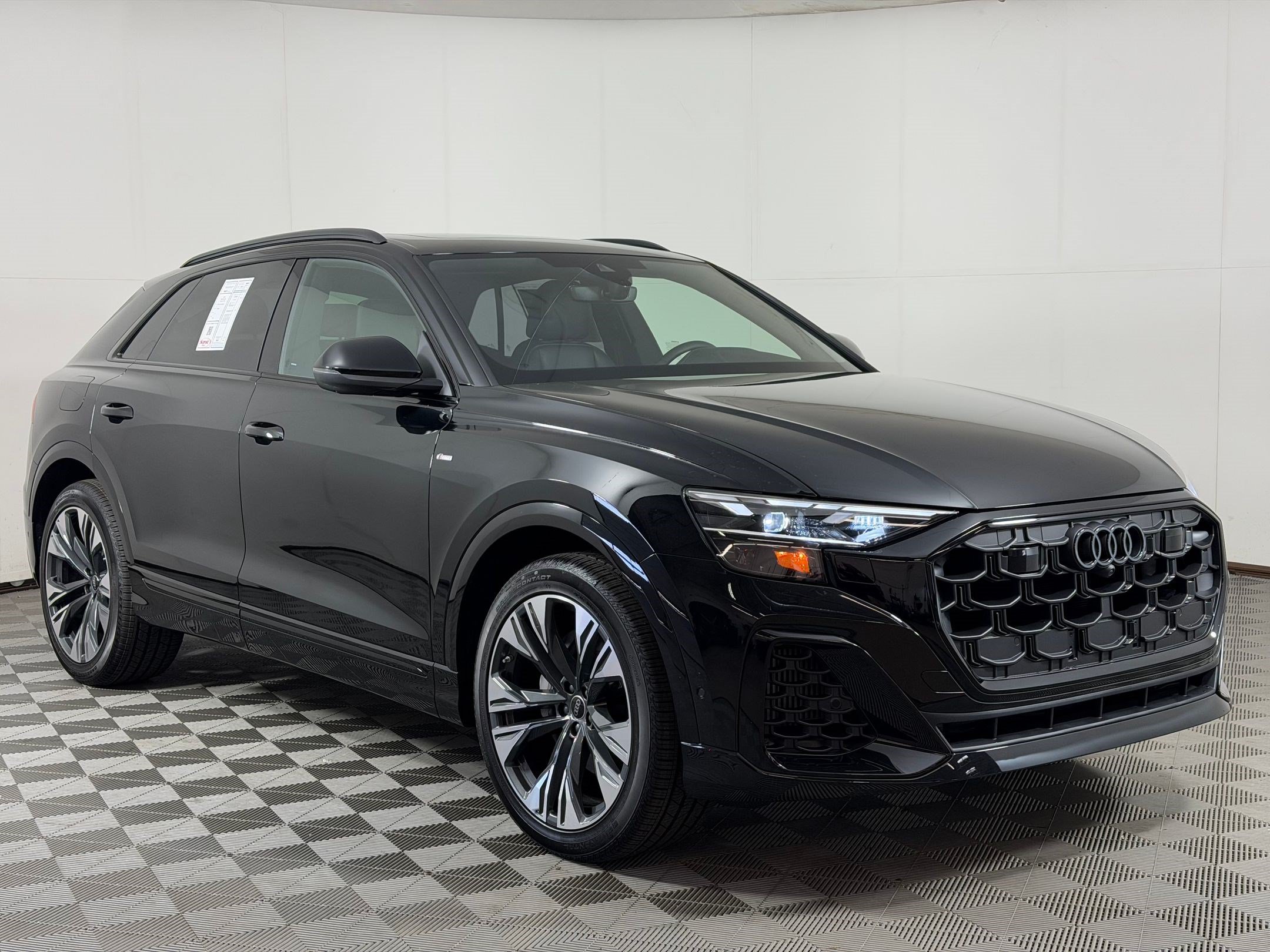 New 2026 Audi Q8 Premium Plus AWD/4WD image 7