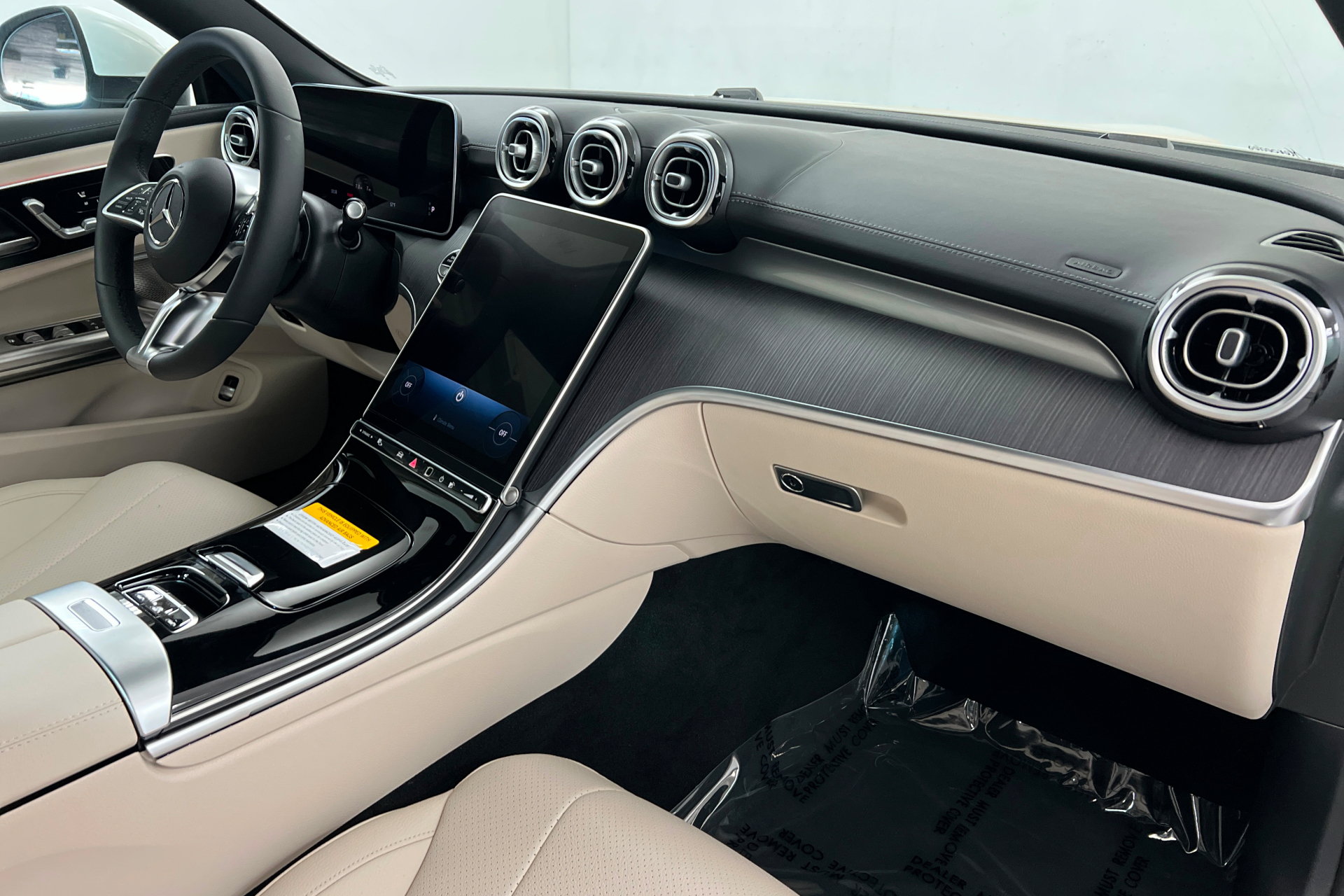 New 2026 Mercedes-Benz CLE 300 4MATIC Cabriolet image 19