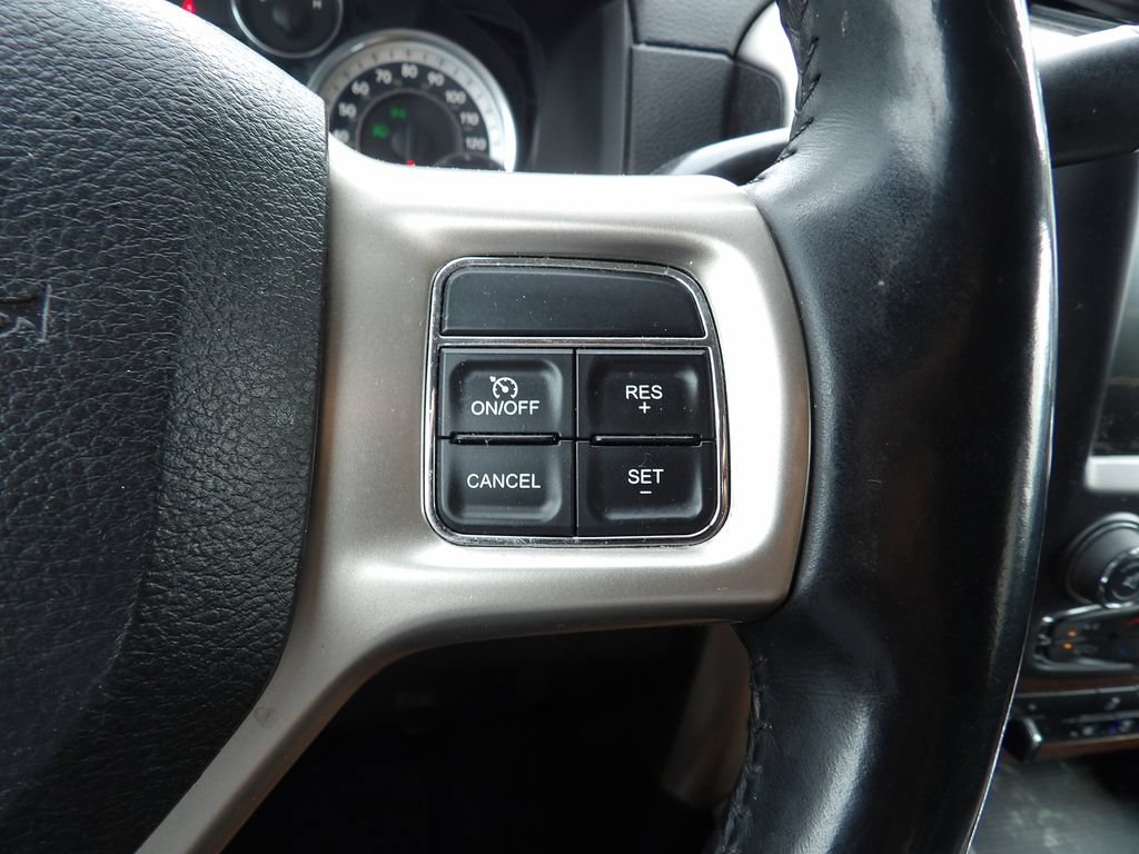 Used 2016 RAM 2500 Laramie AWD/4WD image 17