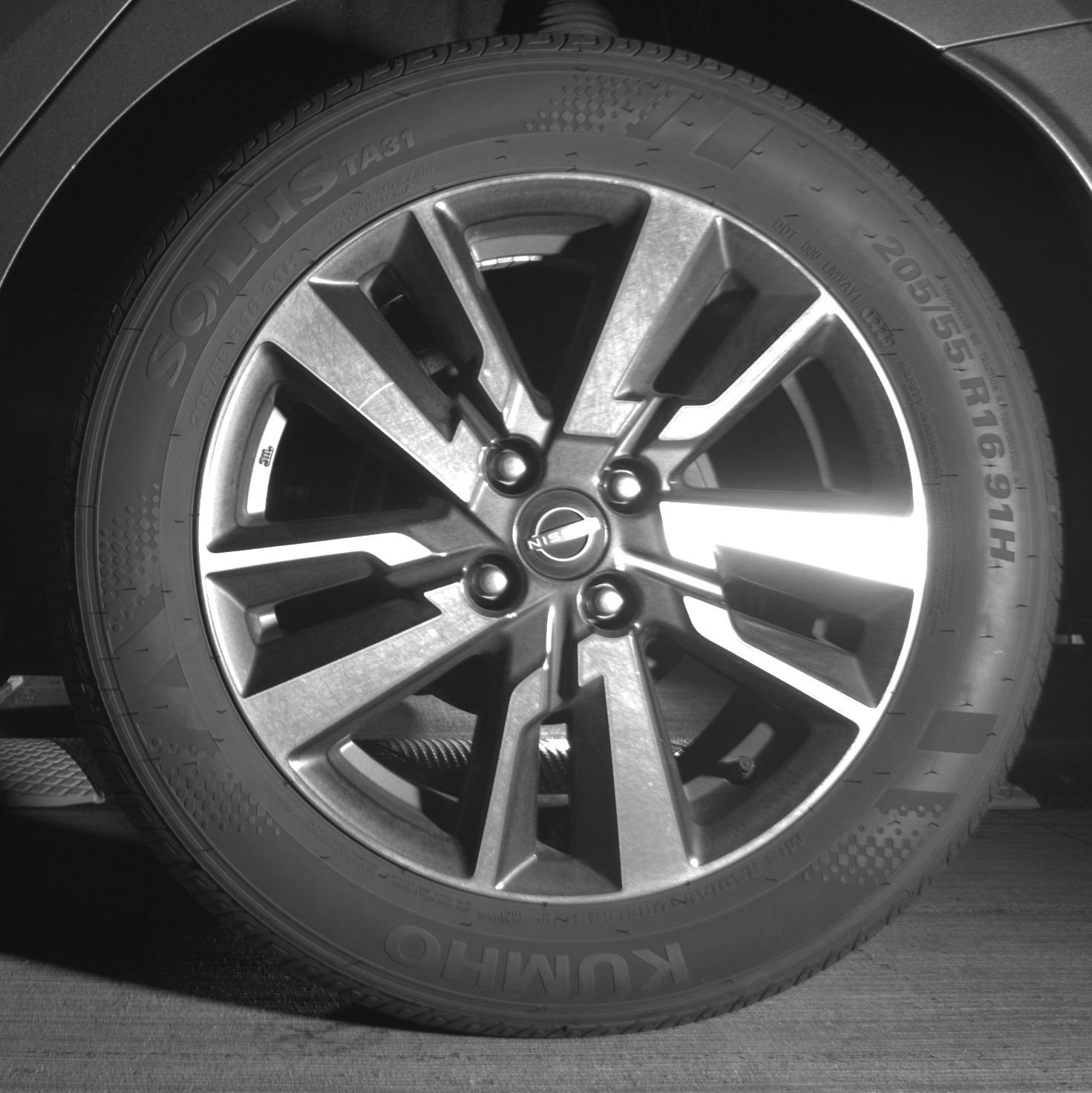 Used 2025 Nissan Versa SV image 14